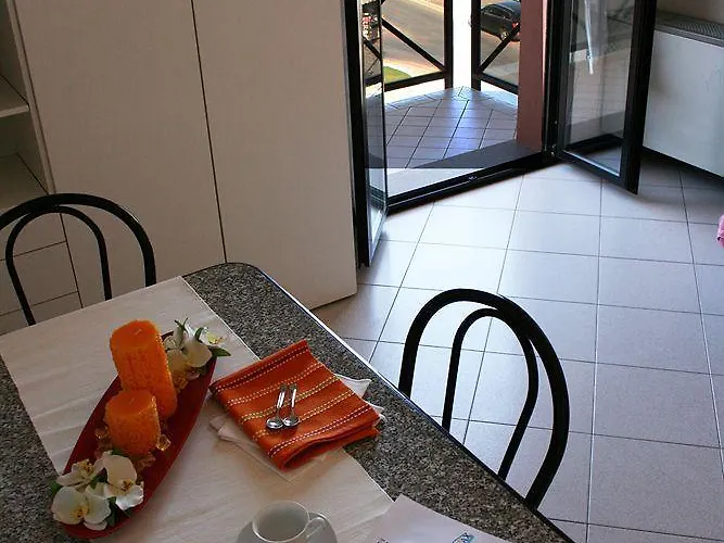 Residenza Sol 3* רימיני